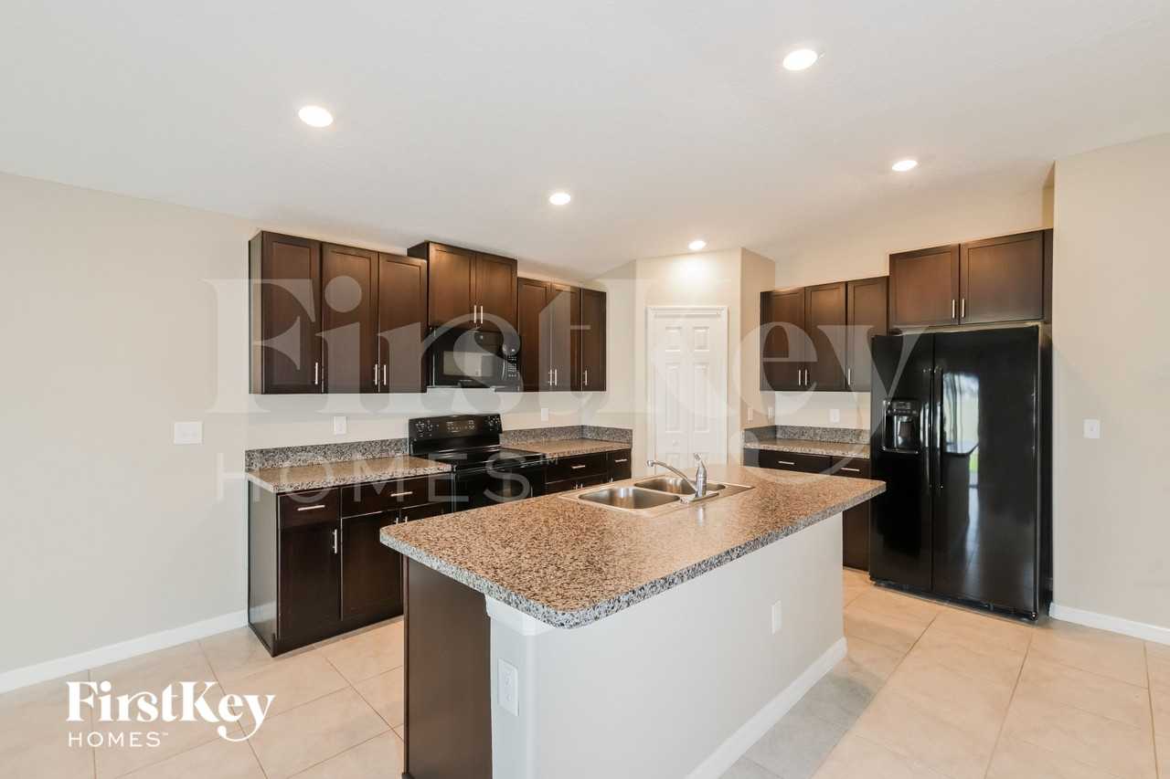 10512 Strawberry Tetra Dr - Photo 6 of 15