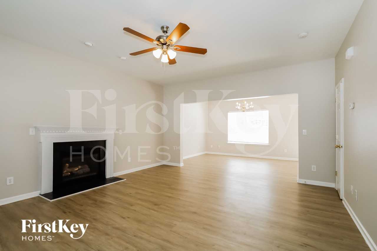 2020 Pheasant Glen Rd - Photo 4 of 15