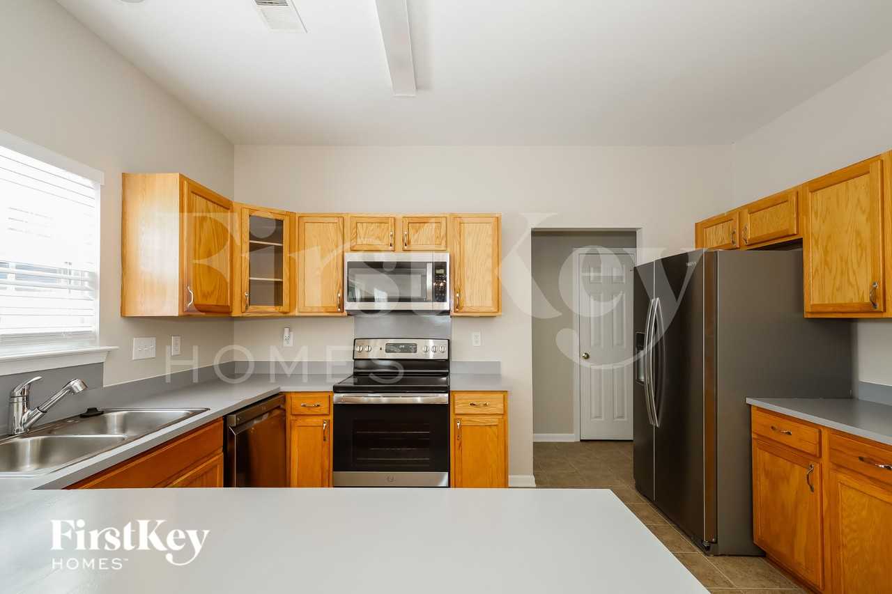 2020 Pheasant Glen Rd - Photo 5 of 15