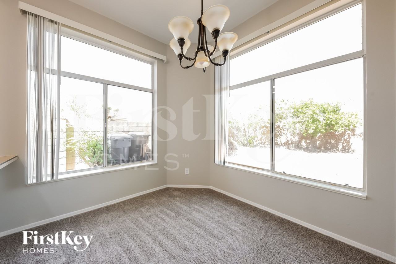 11554 W Mule Deer Ct - Photo 6 of 16