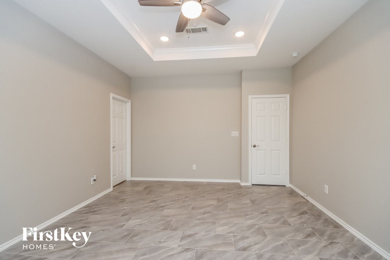 4221 Timberwood Ct - Photo 7 of 15