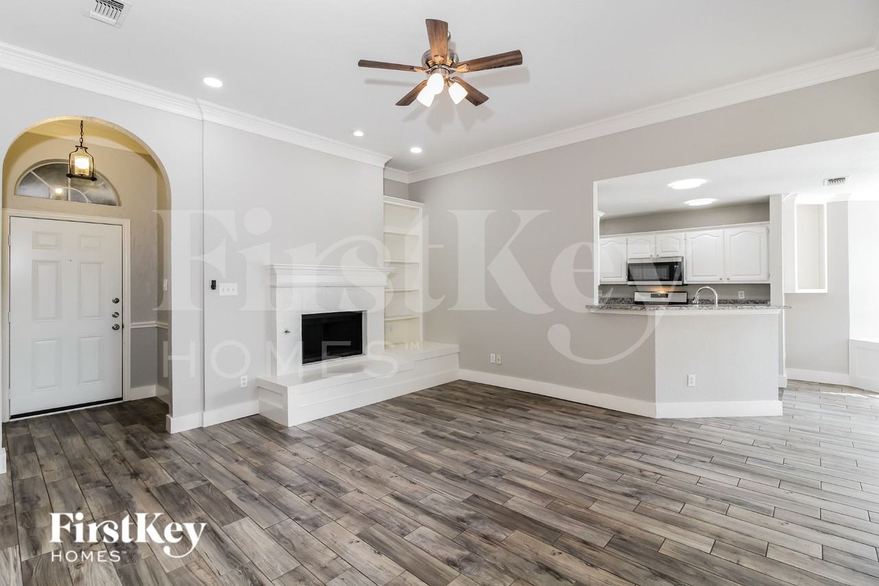 6 W Sharon Dr - Photo 5 of 16