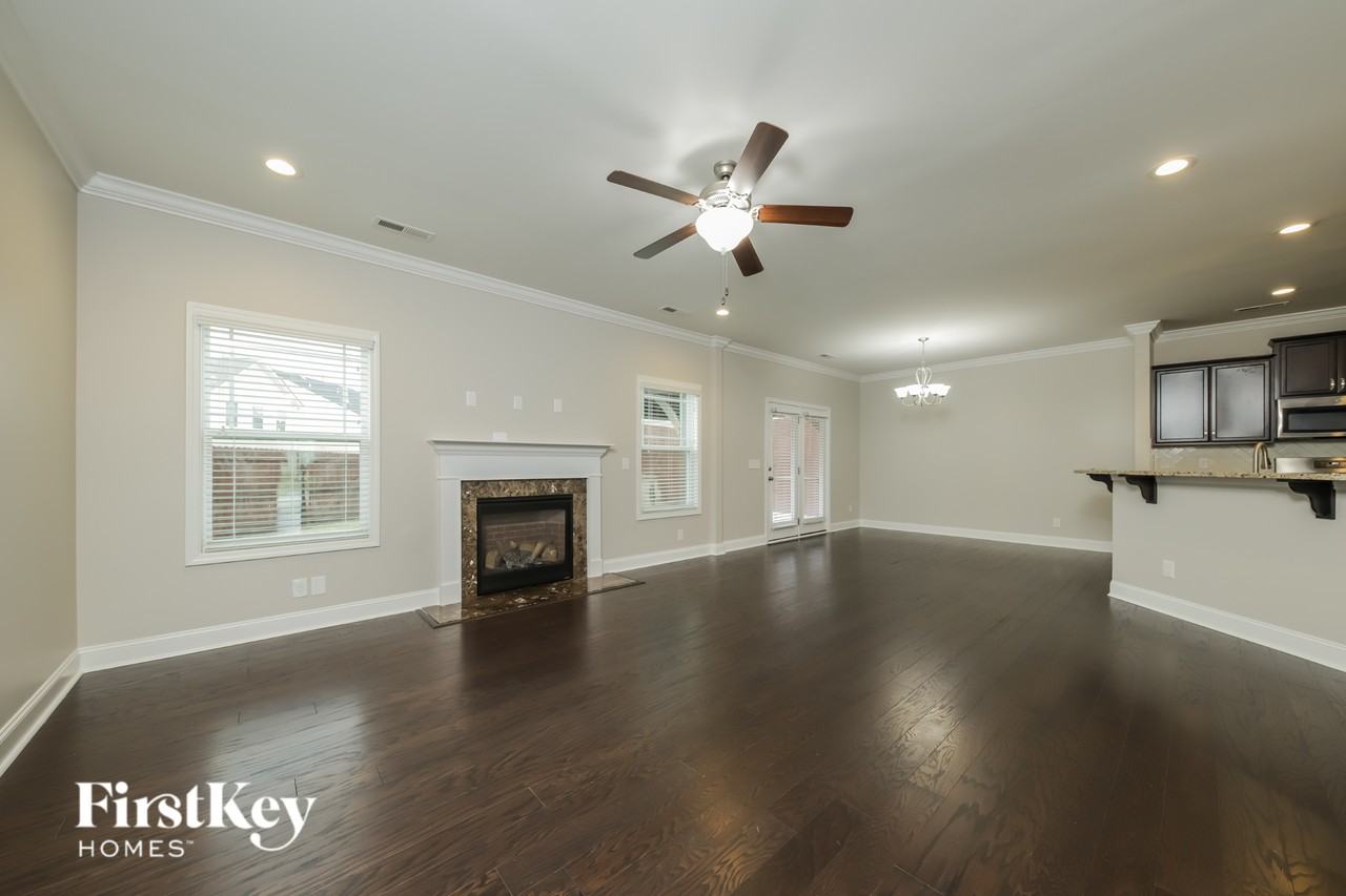 2055 Cold Creek Ct - Photo 2 of 15