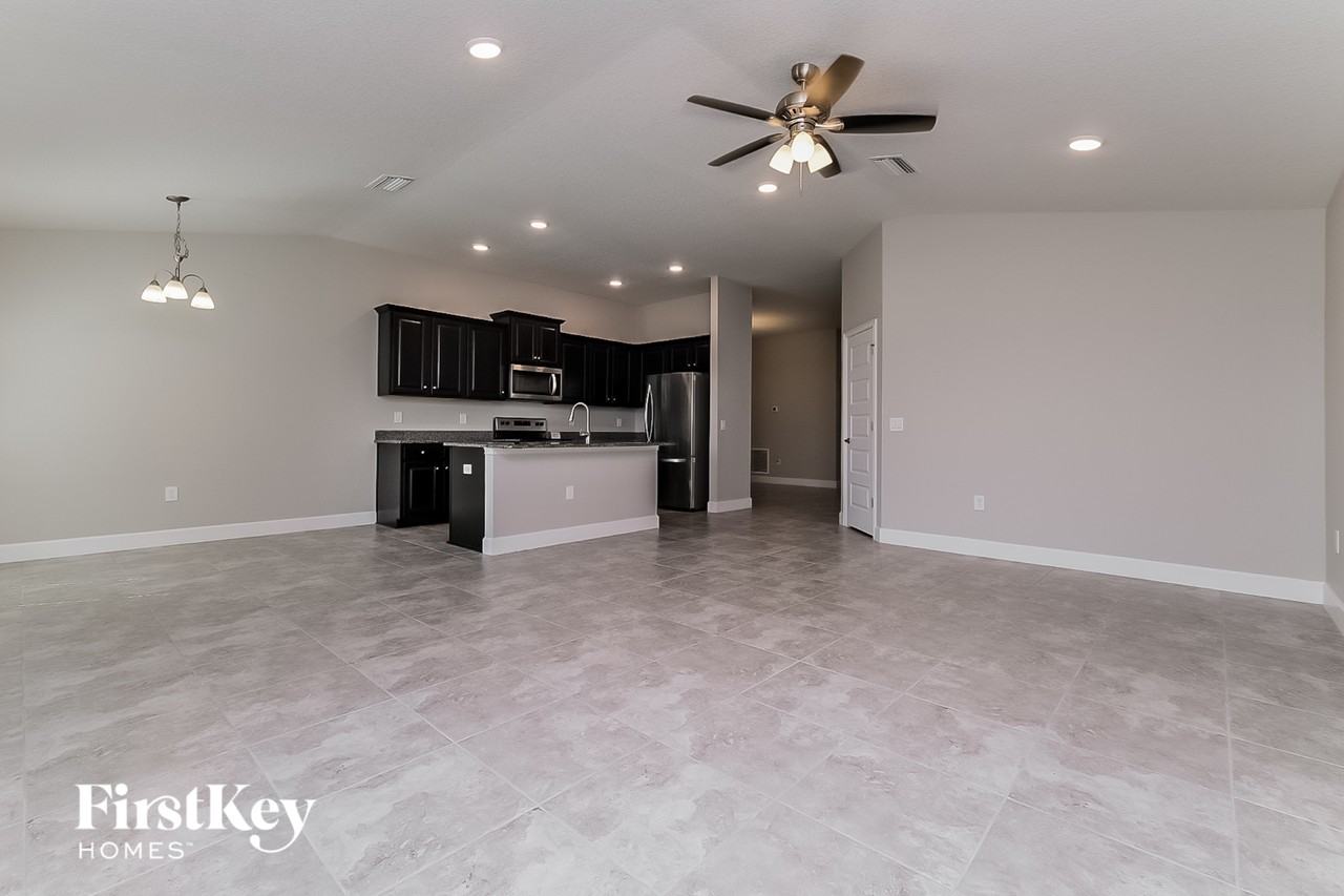 14428 Potterton Cir - Photo 3 of 15