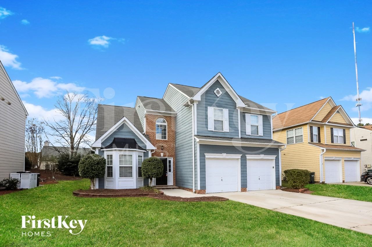 314 Winward Pointe Dr - Photo 2 of 15