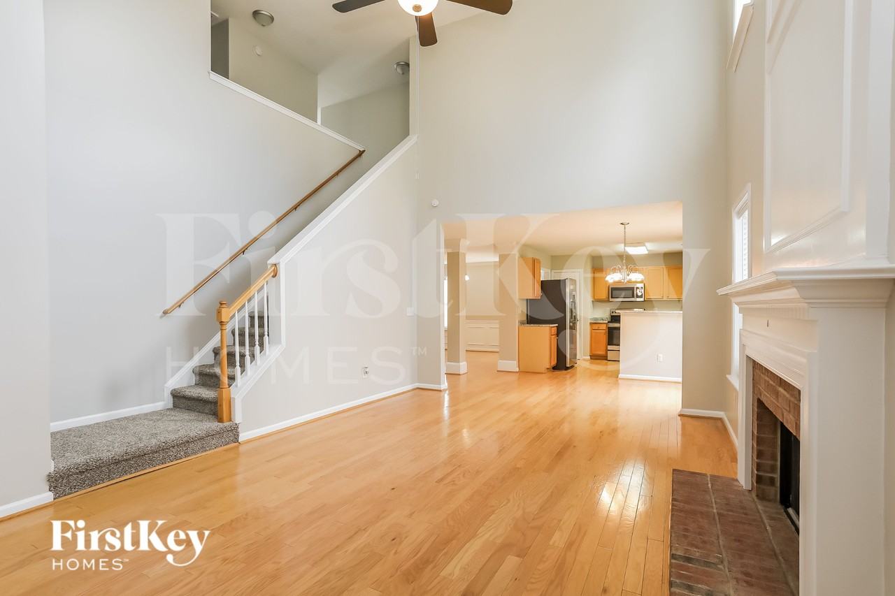 314 Winward Pointe Dr - Photo 4 of 15