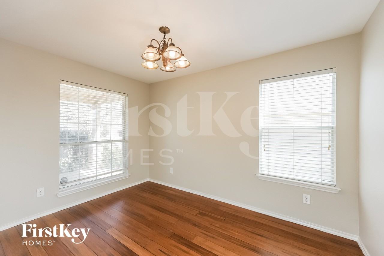 7010 Day Break Peaks - Photo 5 of 15