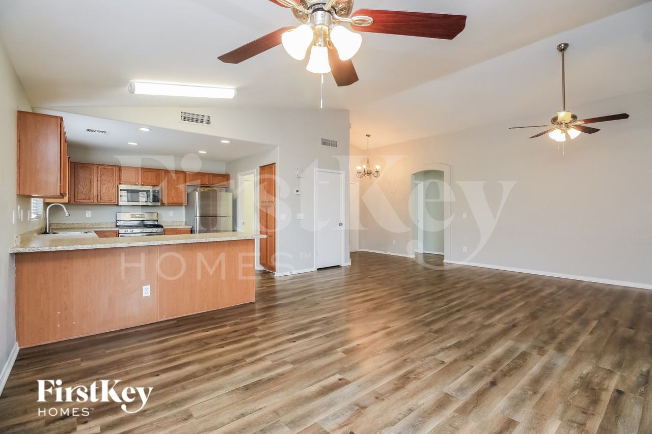 13338 W Boca Raton Rd - Photo 5 of 15