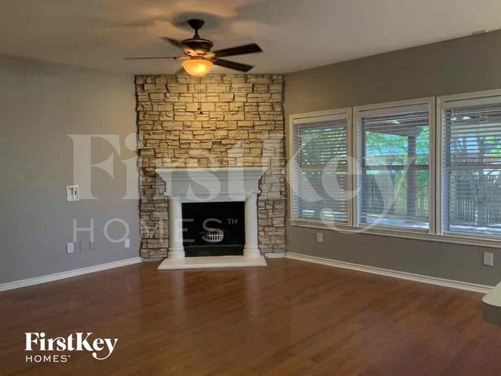 3512 Big Horn Trl - Photo 2 of 18