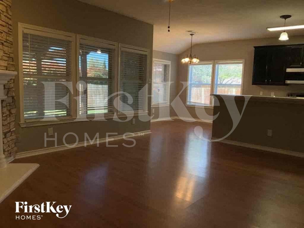 3512 Big Horn Trl - Photo 5 of 18