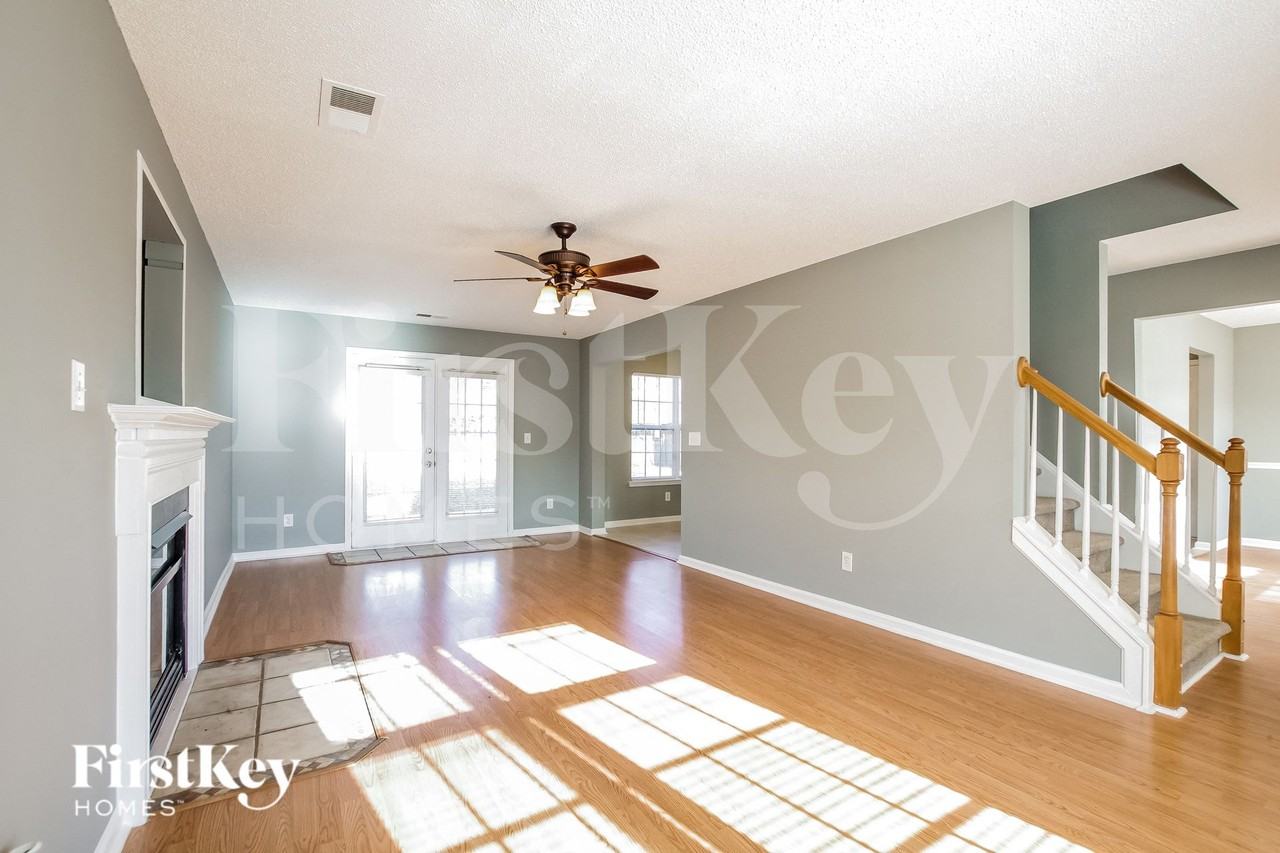 3226 Meadow Stone Ct - Photo 3 of 15