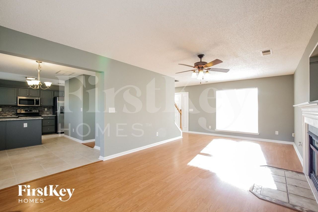 3226 Meadow Stone Ct - Photo 4 of 15