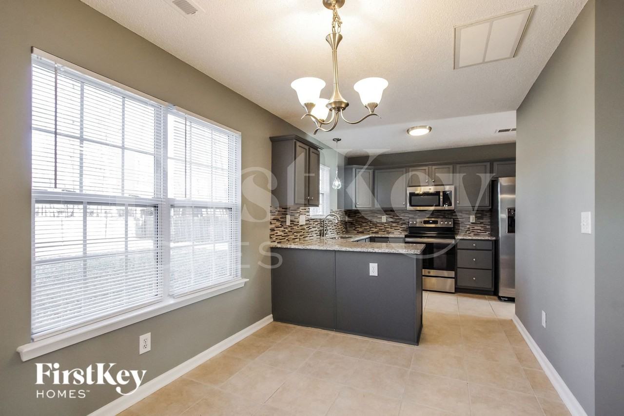 3226 Meadow Stone Ct - Photo 5 of 15