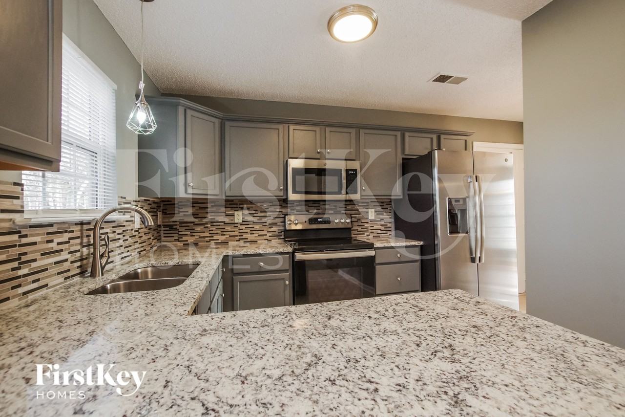 3226 Meadow Stone Ct - Photo 7 of 15