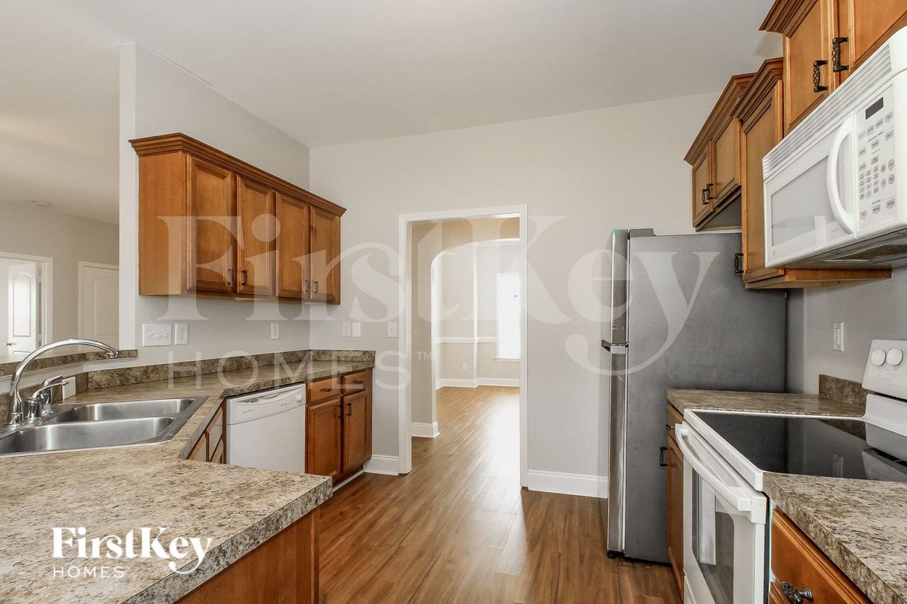 3117 Knoll Ridge Dr - Photo 6 of 15