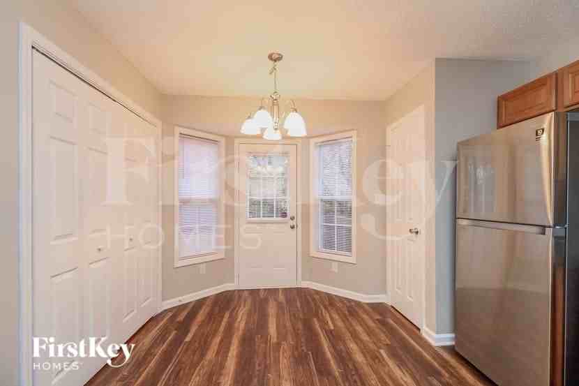 4625 Beckel Ct - Photo 5 of 15