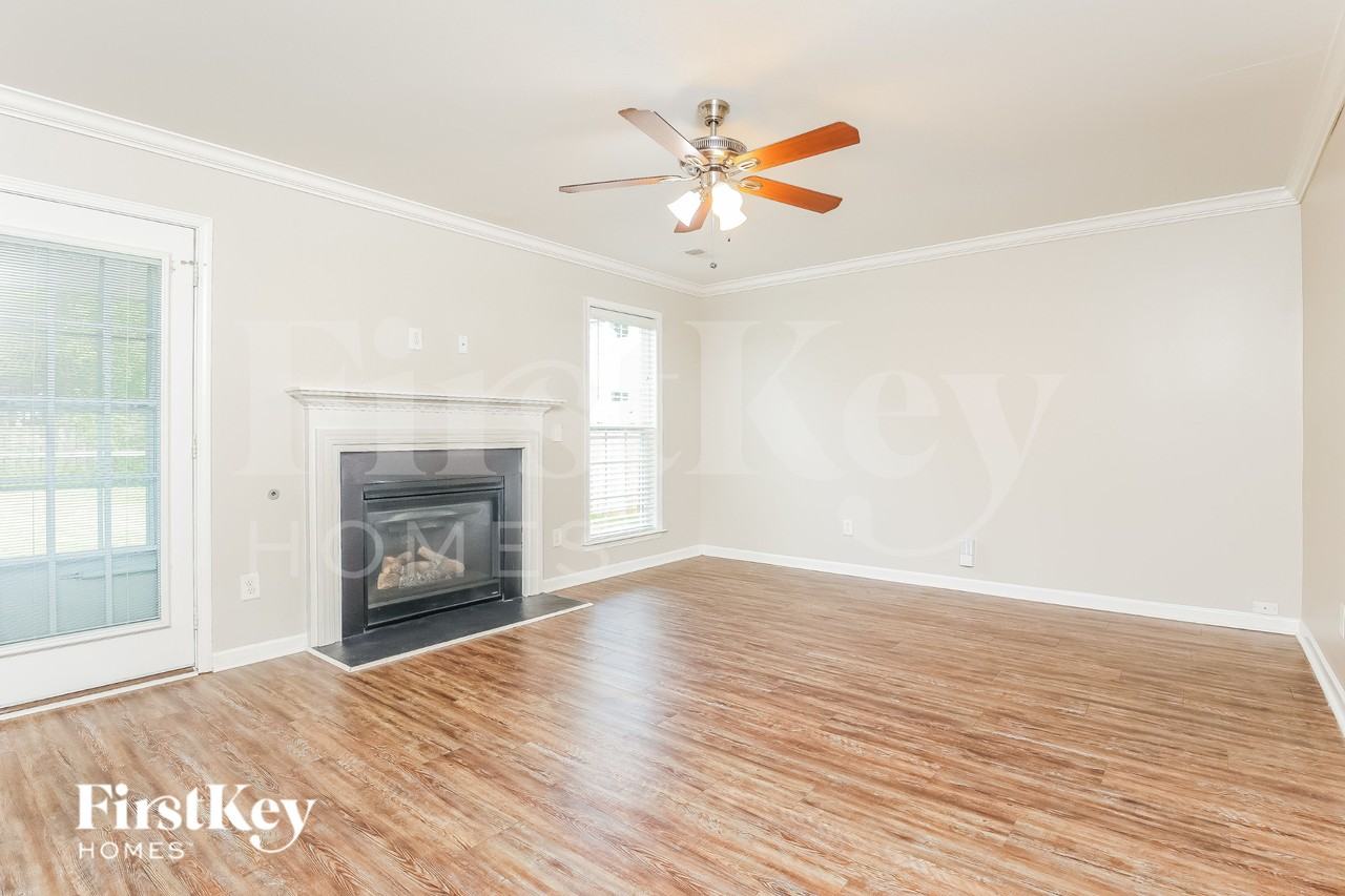 9644 Kestevan Ct - Photo 4 of 16