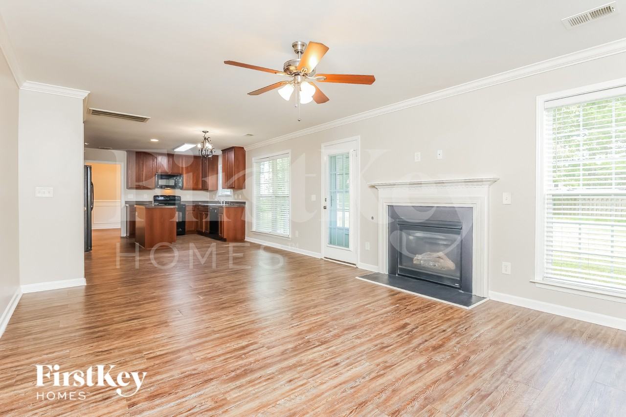 9644 Kestevan Ct - Photo 5 of 16