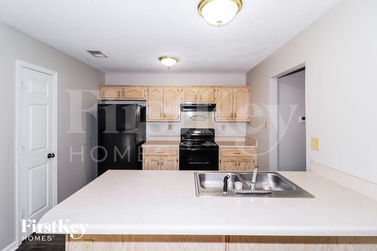 8337 Bridge Creek Dr - Photo 6 of 15