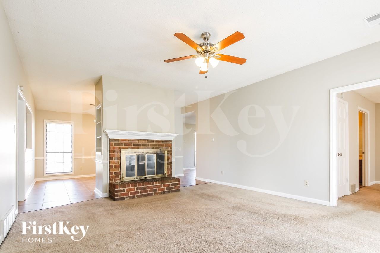 7339 Eggleston Rd - Photo 4 of 16