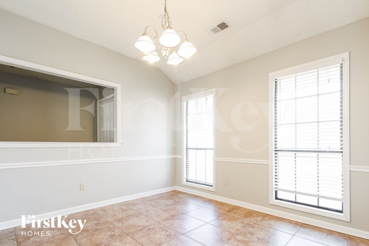 7339 Eggleston Rd - Photo 5 of 16