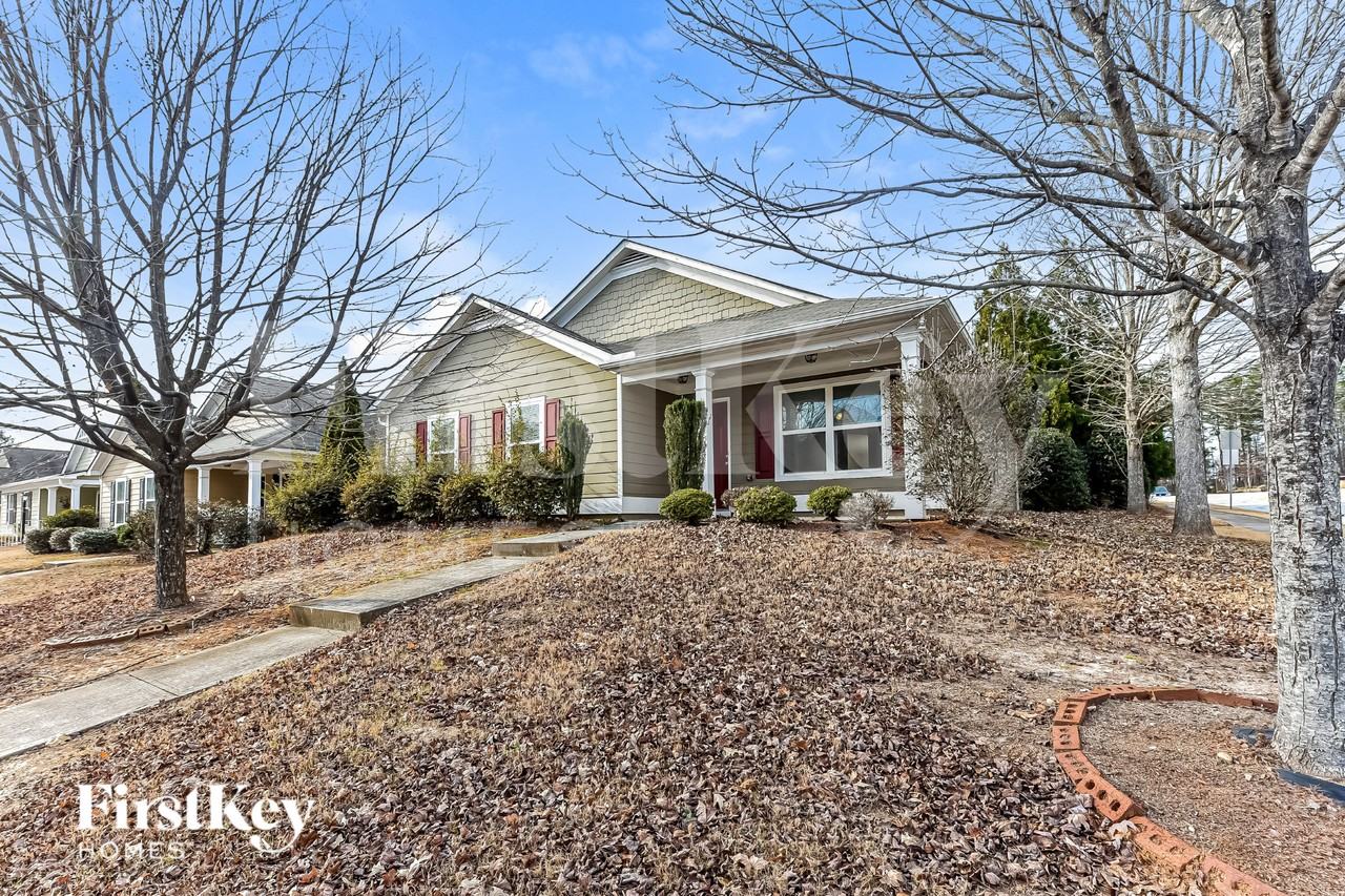 45 Riviera Dr - Photo 2 of 15