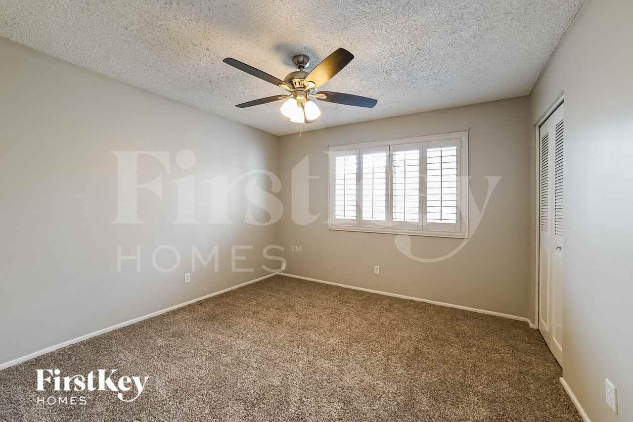 4120 W Ironwood Dr - Photo 7 of 15