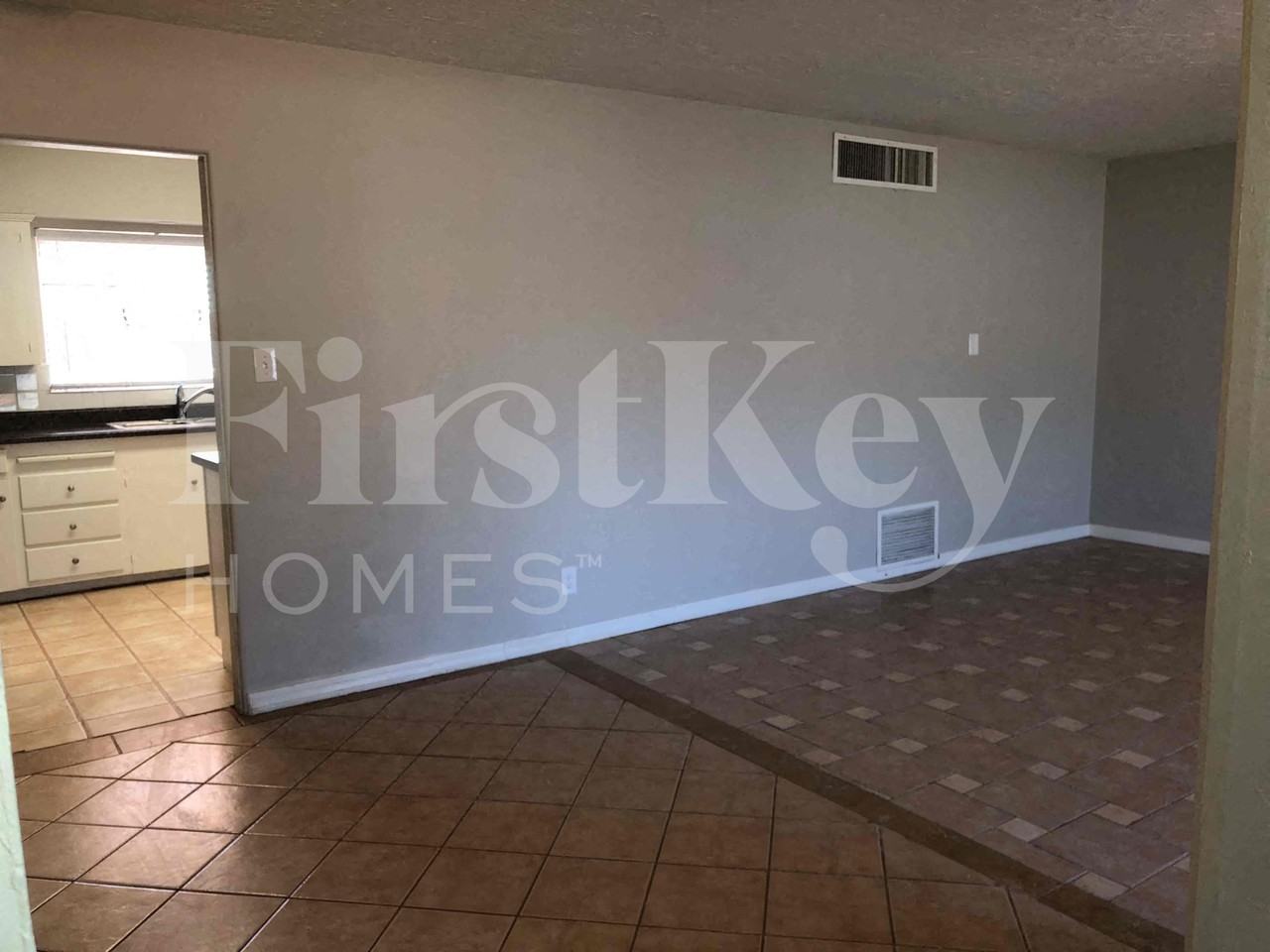 1634 W Indian School Rd - Photo 2 of 18