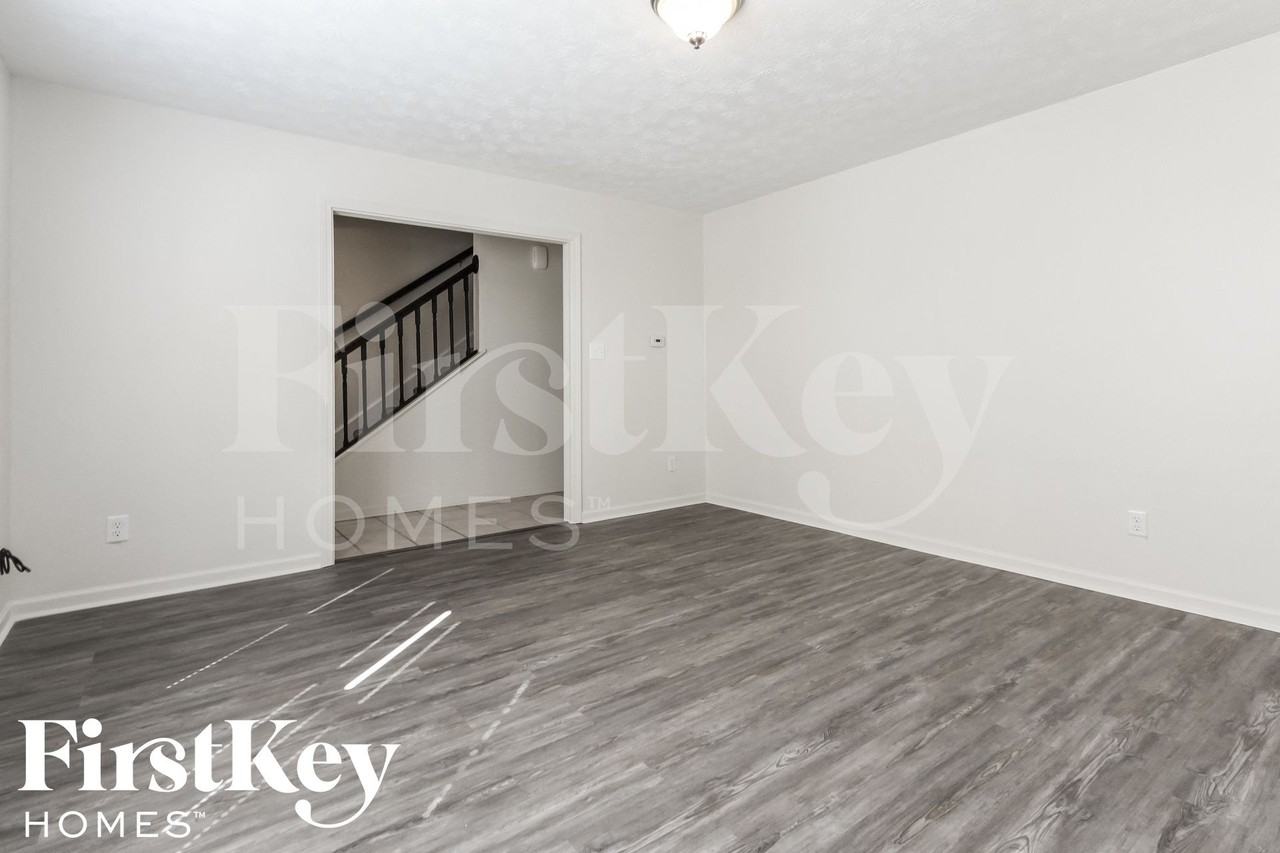 1573 Winding Creek Trl - Photo 5 of 15