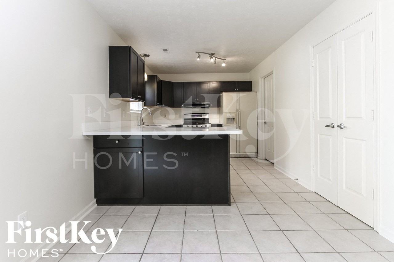 1573 Winding Creek Trl - Photo 6 of 15