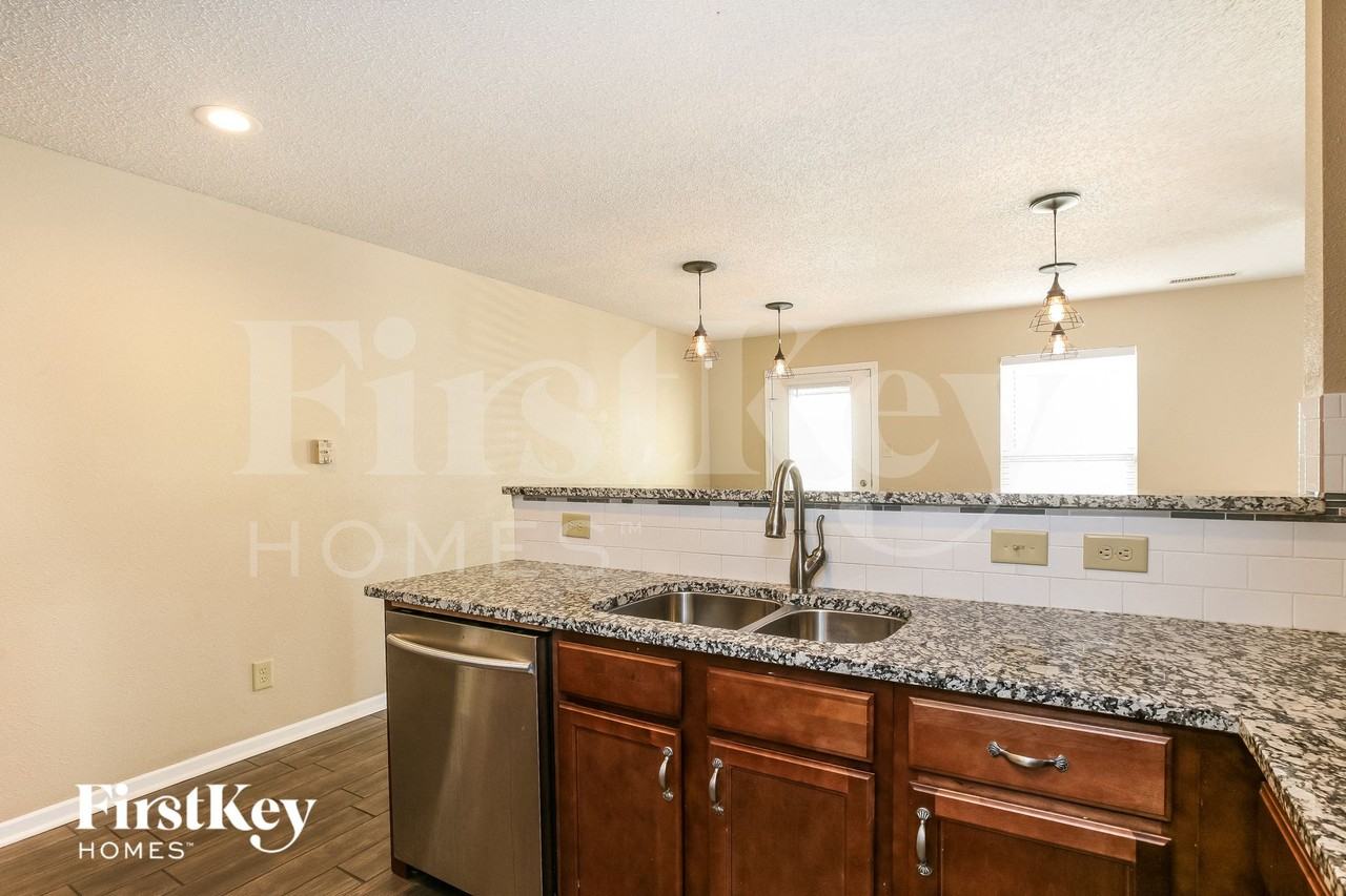 12916 Courage Xing - Photo 6 of 15