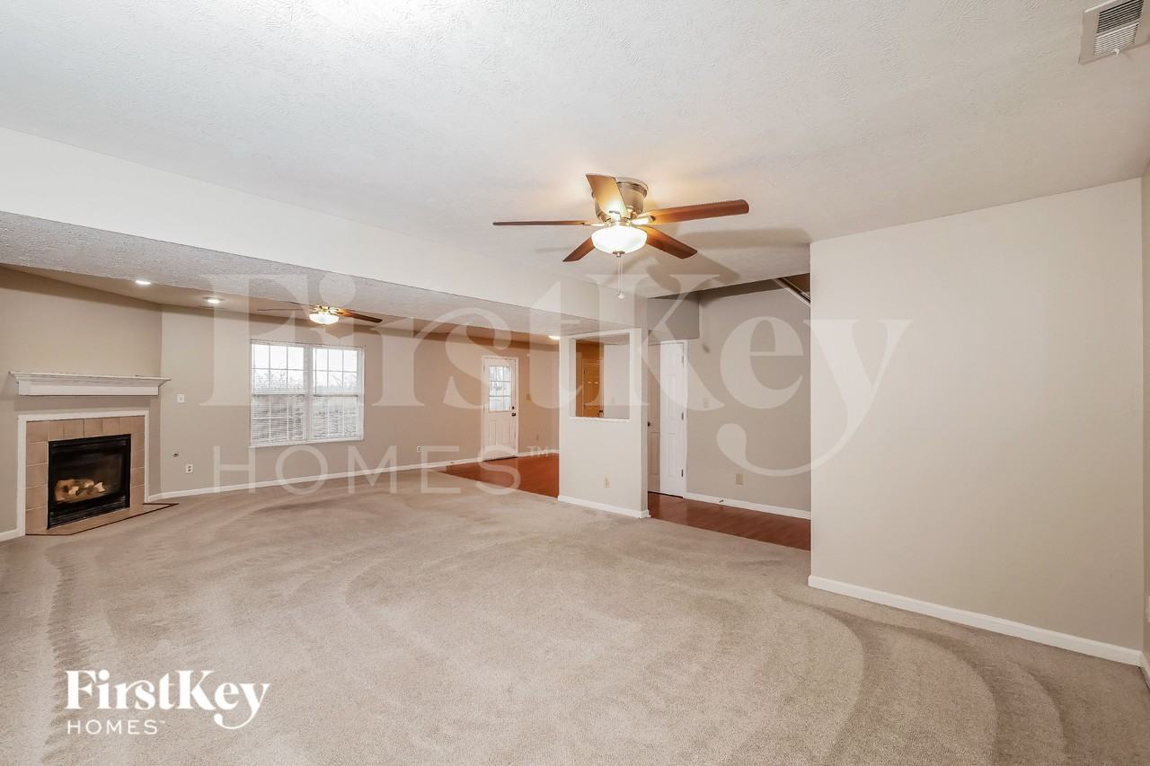 1005 Quaterhorse Run - Photo 4 of 16