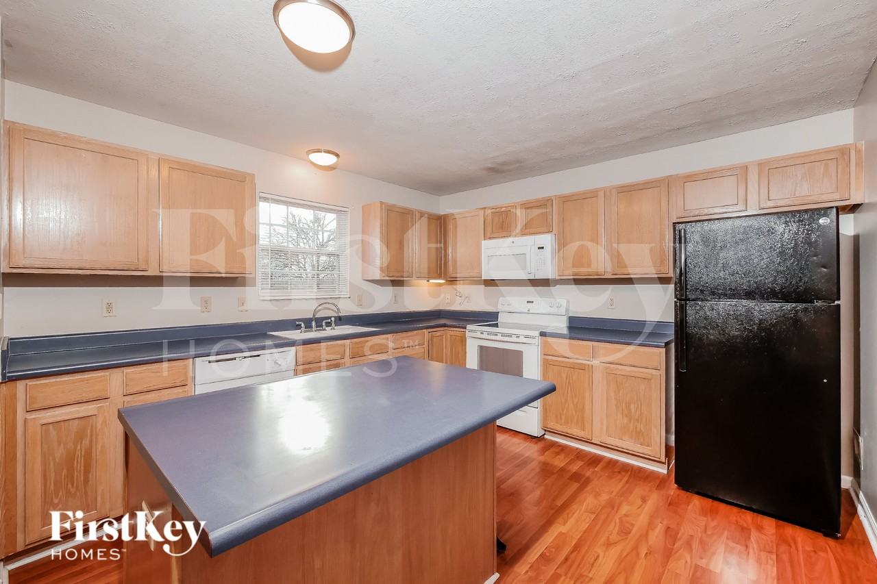 1005 Quaterhorse Run - Photo 7 of 16