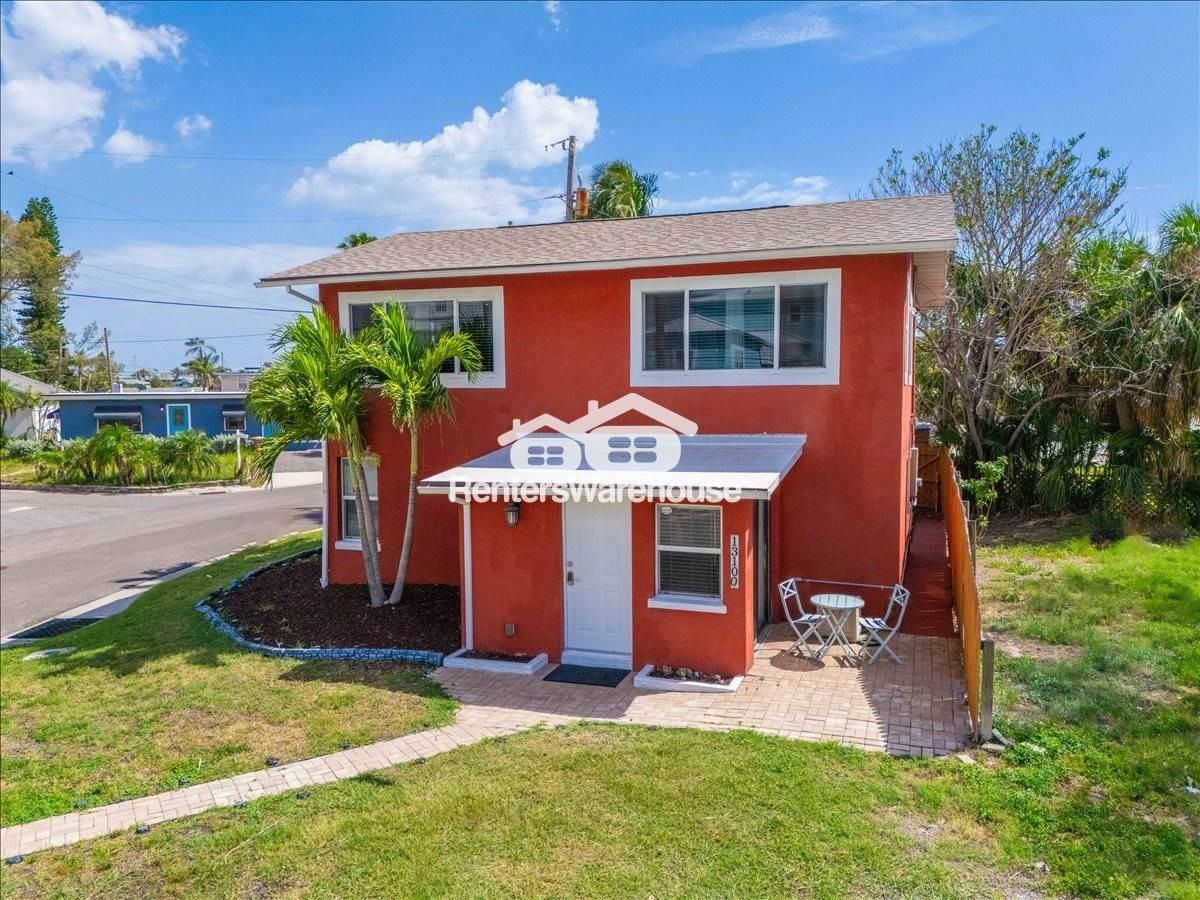 13100 Boca Ciega Ave - Photo 4 of 28