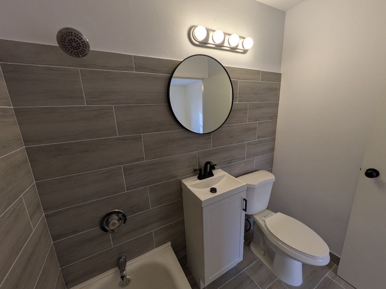 765 Grove Dr #201 - Photo 7 of 29