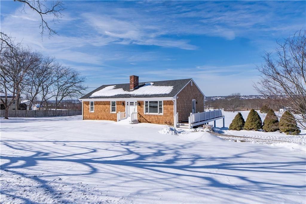 3211 Main Rd - Photo 3 of 31