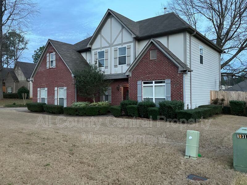 8038 Mary Alice Way - Photo 2 of 16