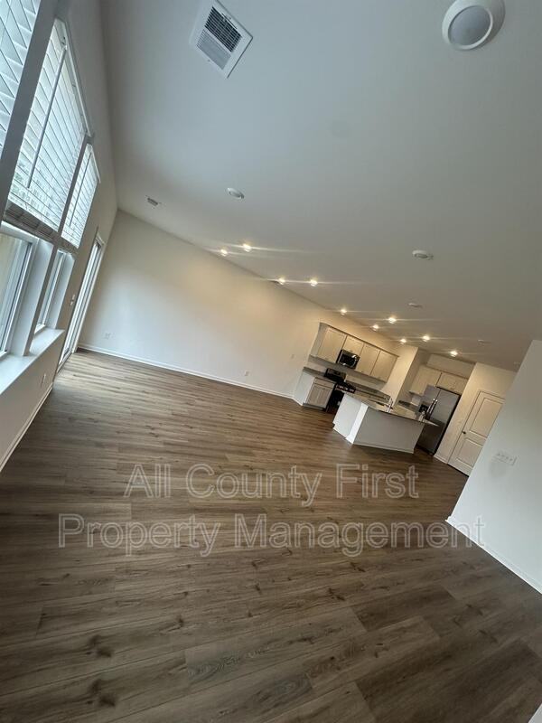 2555 Adventure Way - Photo 5 of 25