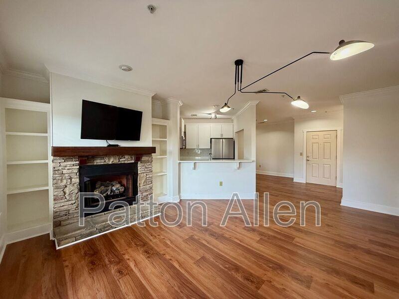 9 Kenilworth Knls #202 - Photo 6 of 41