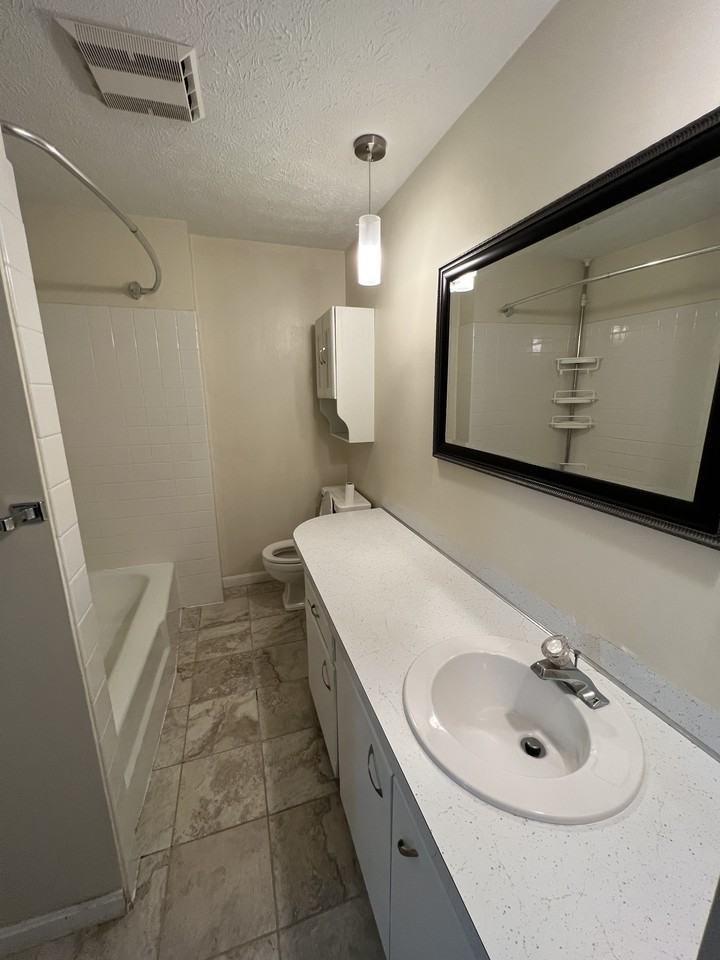 7820 Stuhldreher St Nw #7820 - Photo 5 of 5