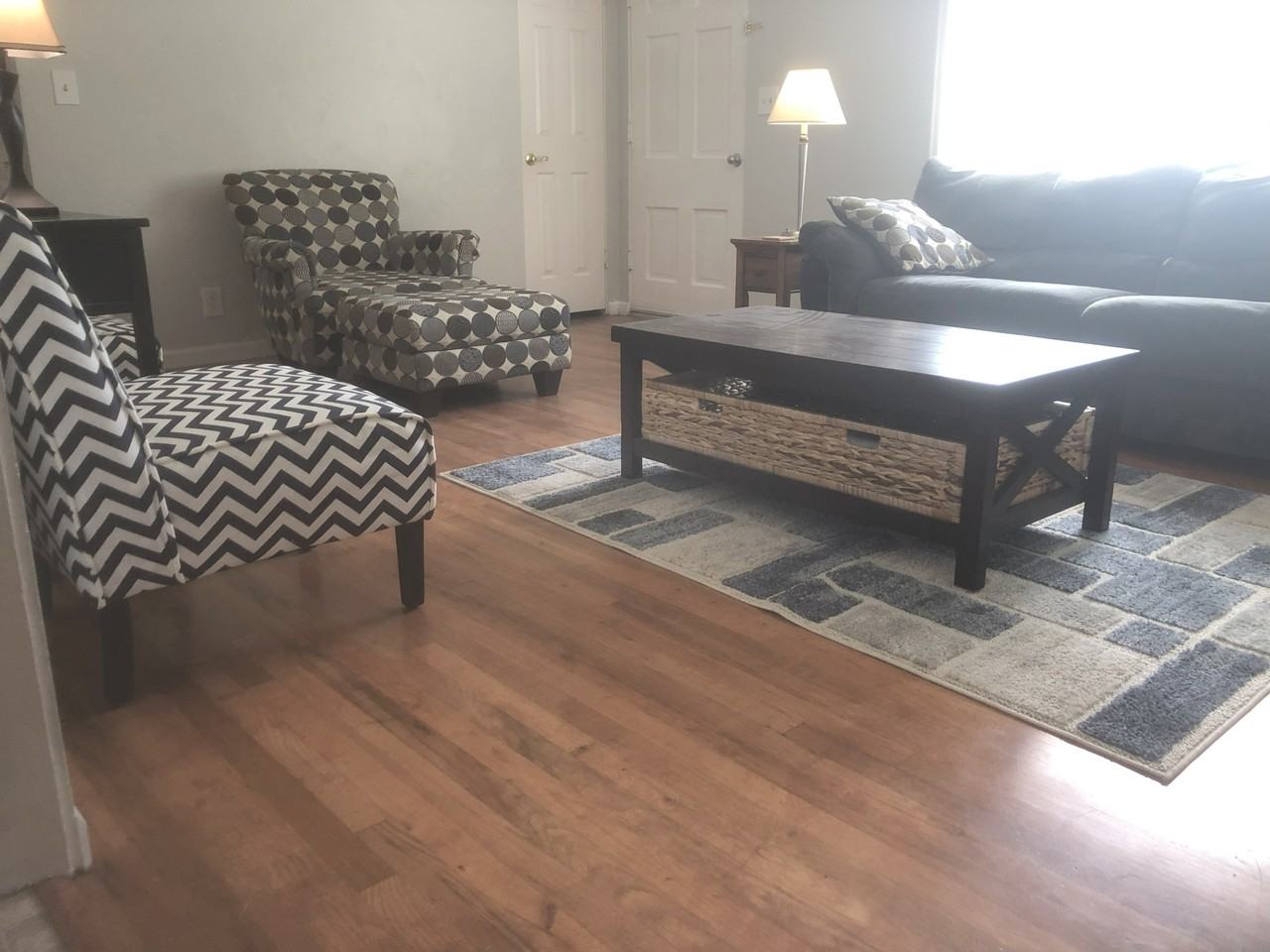 2418 W Malad St - Photo 4 of 24