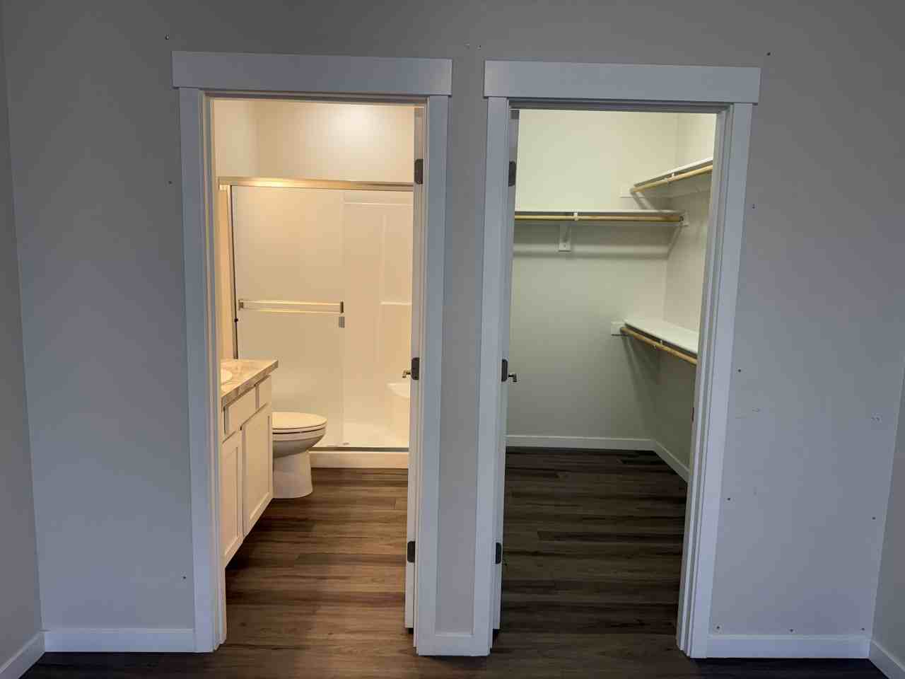 609 W Alder St #101 - Photo 3 of 7