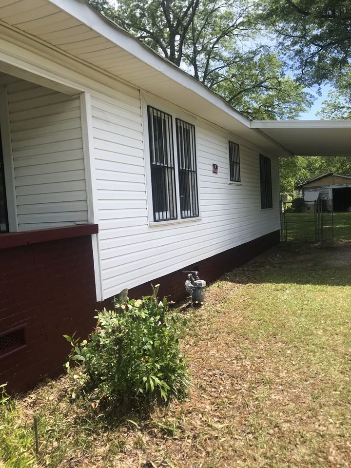 8305 4th Ave S - Photo 5 of 24