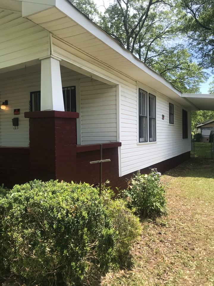 8305 4th Ave S - Photo 6 of 24