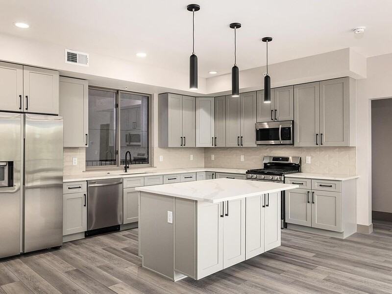 700 Blue River Pkwy - Photo 4 of 12