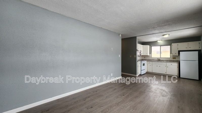 32 10th Ave N - Photo 2 of 18