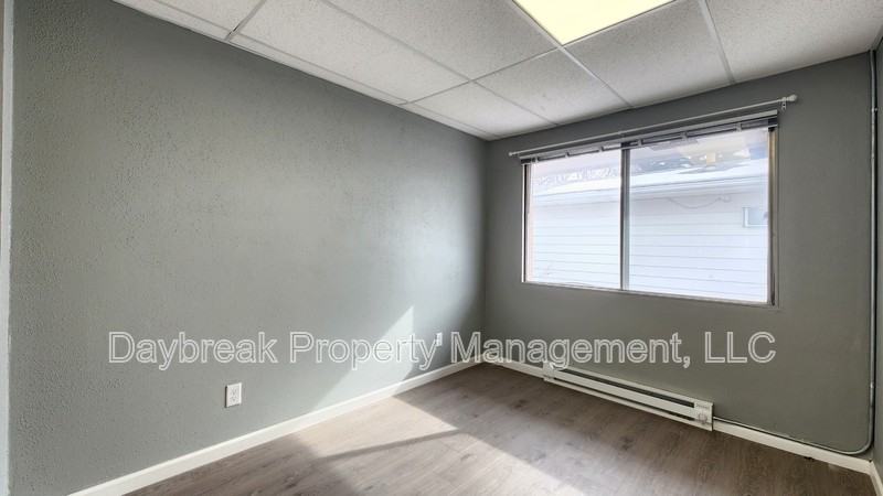 32 10th Ave N - Photo 7 of 18