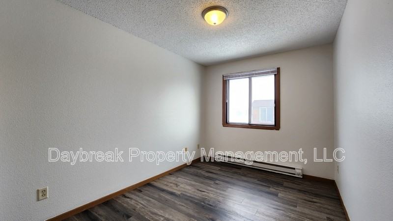 2408 3rd Ave N - Photo 6 of 16