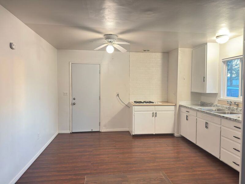 501 S University St #1-3 - Photo 3 of 13