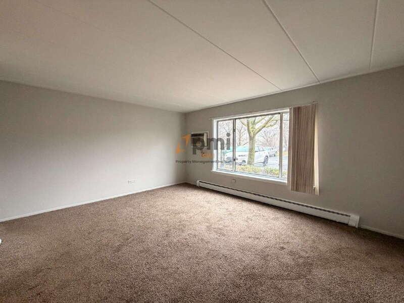 111 Harrington Ave #4 - Photo 3 of 11